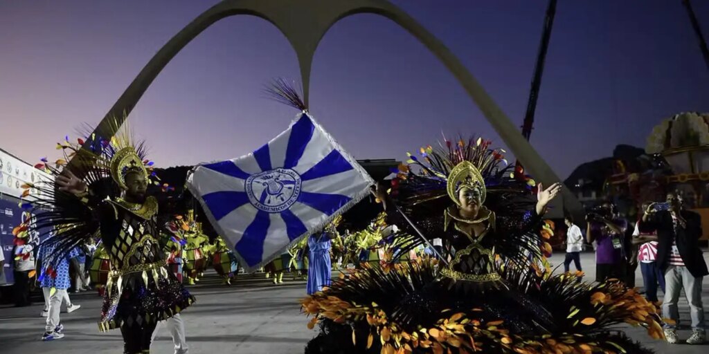 Desfiles do Grupo Especial abrem Carnaval com enredos potentes desfiles-do-grupo-especial-abrem-carnaval-com-enredos-potentes