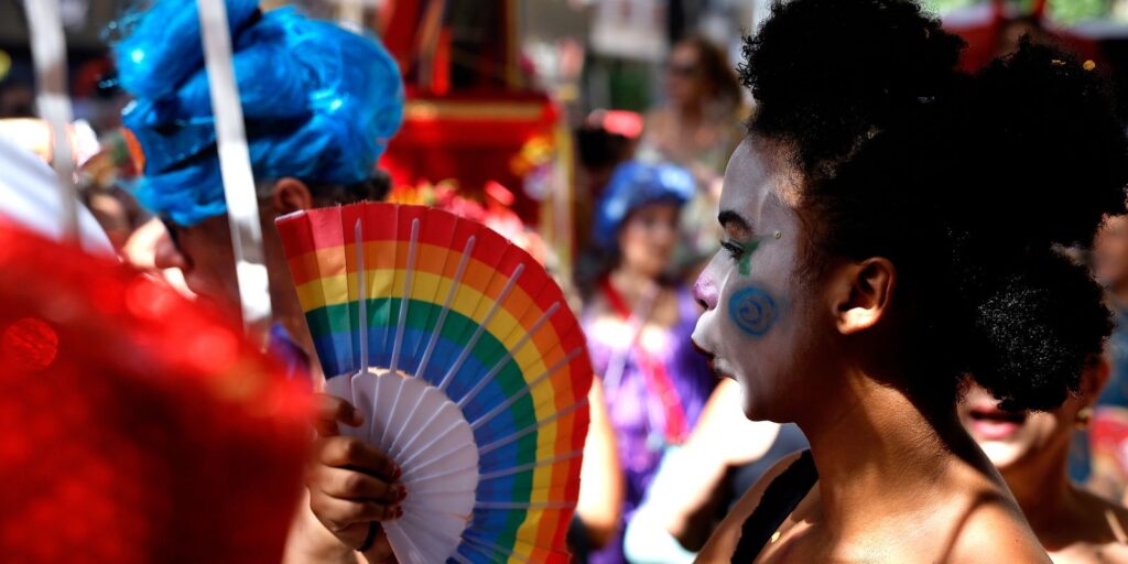 Carnaval: Rio espera 8 milhões de foliões em blocos, bailes e desfiles carnaval:-rio-espera-8-milhoes-de-folioes-em-blocos,-bailes-e-desfiles