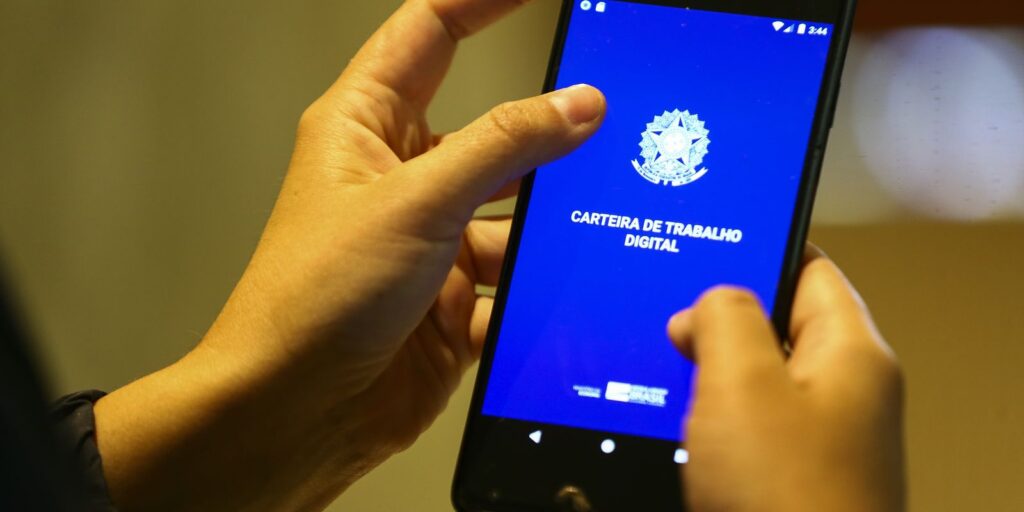 Saiba como consultar se tem direito ao abono salarial PIS/Pasep 2026 saiba-como-consultar-se-tem-direito-ao-abono-salarial-pis/pasep-2026