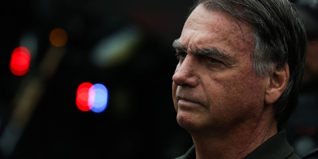 Laudo da PF descarta necessidade de hospitalização para Bolsonaro laudo-da-pf-descarta-necessidade-de-hospitalizacao-para-bolsonaro