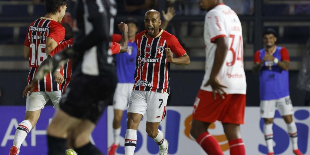 São Paulo e Palmeiras se garantem nas semis do Campeonato Paulista sao-paulo-e-palmeiras-se-garantem-nas-semis-do-campeonato-paulista