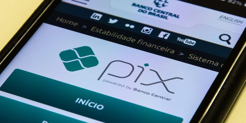 Pix por aproximação completa um ano com baixa adesão pix-por-aproximacao-completa-um-ano-com-baixa-adesao