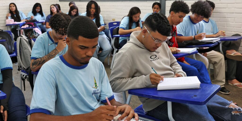 Sistema permite emissão de certificado de conclusão do ensino médio sistema-permite-emissao-de-certificado-de-conclusao-do-ensino-medio