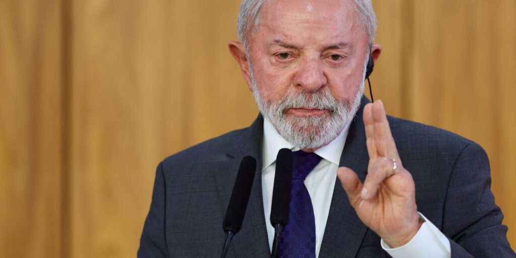 Lula: assessor de Trump só entrará no país se Padilha entrar nos EUA lula:-assessor-de-trump-so-entrara-no-pais-se-padilha-entrar-nos-eua
