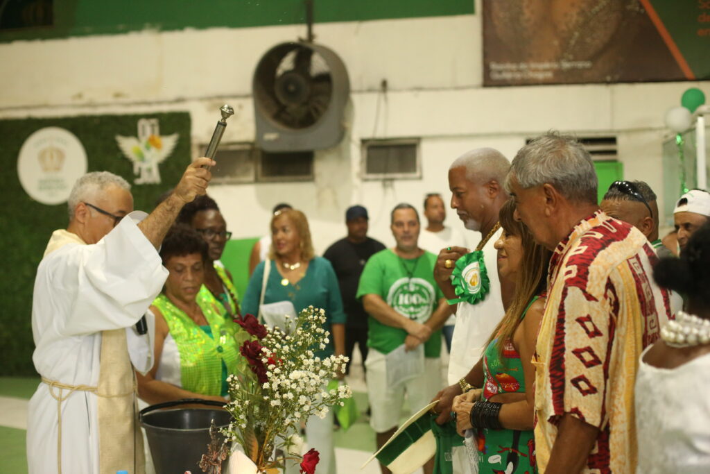 Império Serrano celebra 79 anos com festa na quadra e entrada franca na segunda-feira (23)