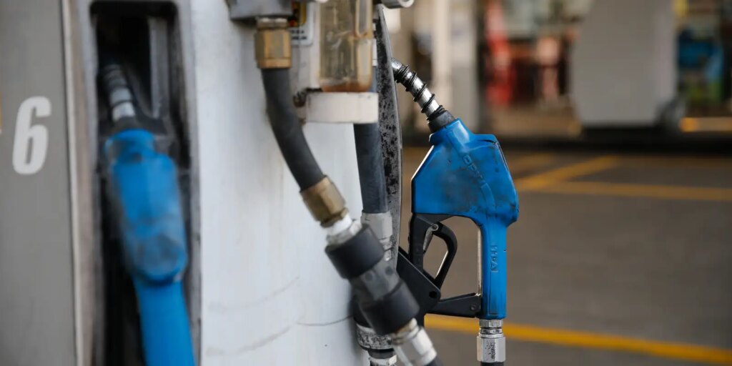 ANP tem 1ª redução do diesel após início da guerra no Oriente Médio anp-tem-1a-reducao-do-diesel-apos-inicio-da-guerra-no-oriente-medio