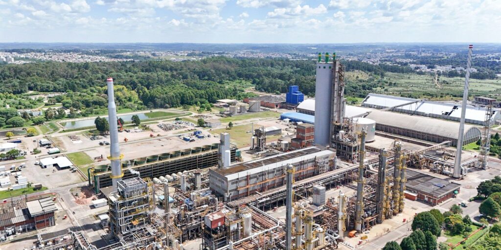 Petrobras volta a produzir ureia em fábrica de fertilizante no Paraná petrobras-volta-a-produzir-ureia-em-fabrica-de-fertilizante-no-parana