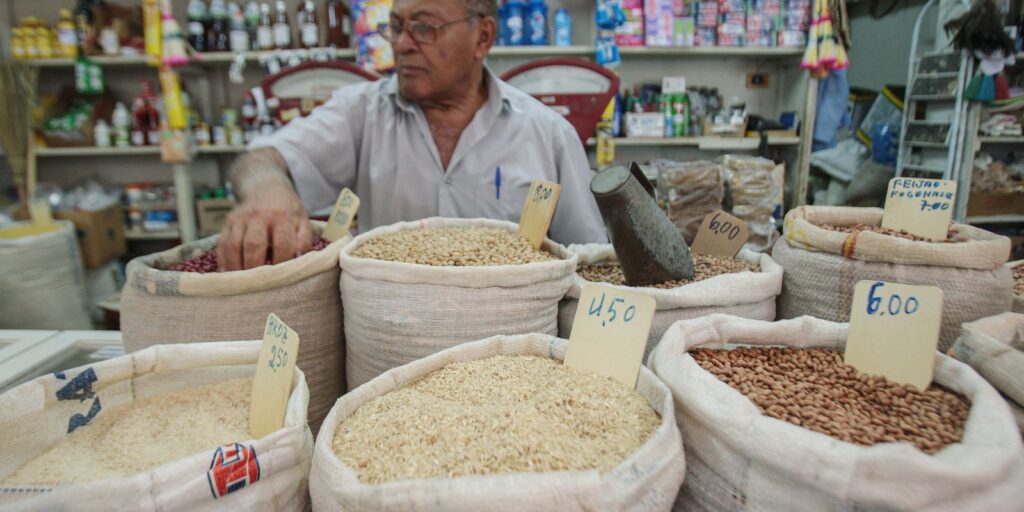 Mercado eleva previsão da inflação para 4,89% este ano mercado-eleva-previsao-da-inflacao-para-4,89%-este-ano