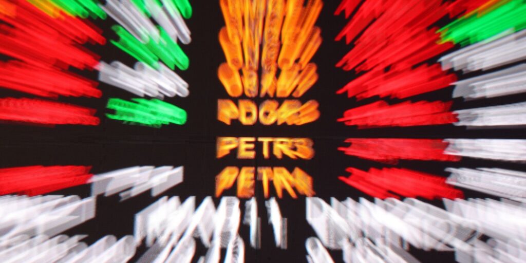 Bolsa cai 1,19%, e dólar fecha estável com tensão no Oriente Médio bolsa-cai-1,19%,-e-dolar-fecha-estavel-com-tensao-no-oriente-medio