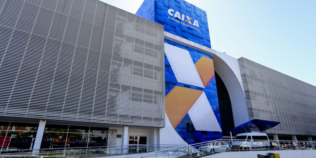 Caixa e BB liberam abono salarial para nascidos em maio e junho caixa-e-bb-liberam-abono-salarial-para-nascidos-em-maio-e-junho