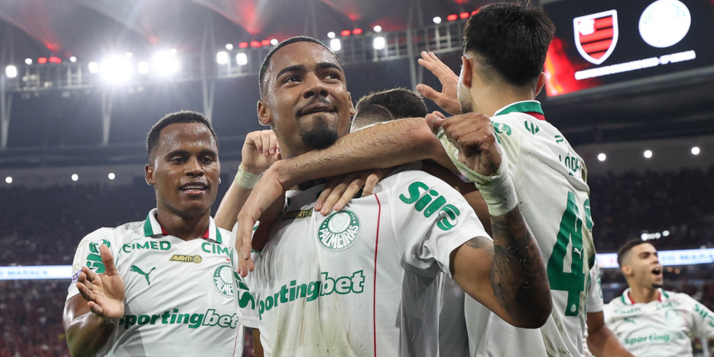 palmeiras-derrota-fla-e-amplia-vantagem-na-lideranca-do-brasileiro