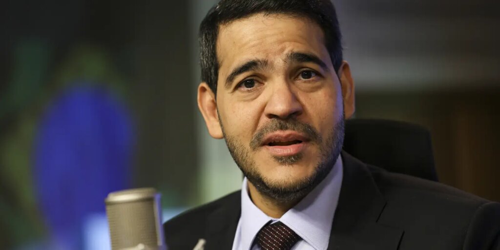 Lula diz que vai indicar novamente Messias ao STF lula-diz-que-vai-indicar-novamente-messias-ao-stf