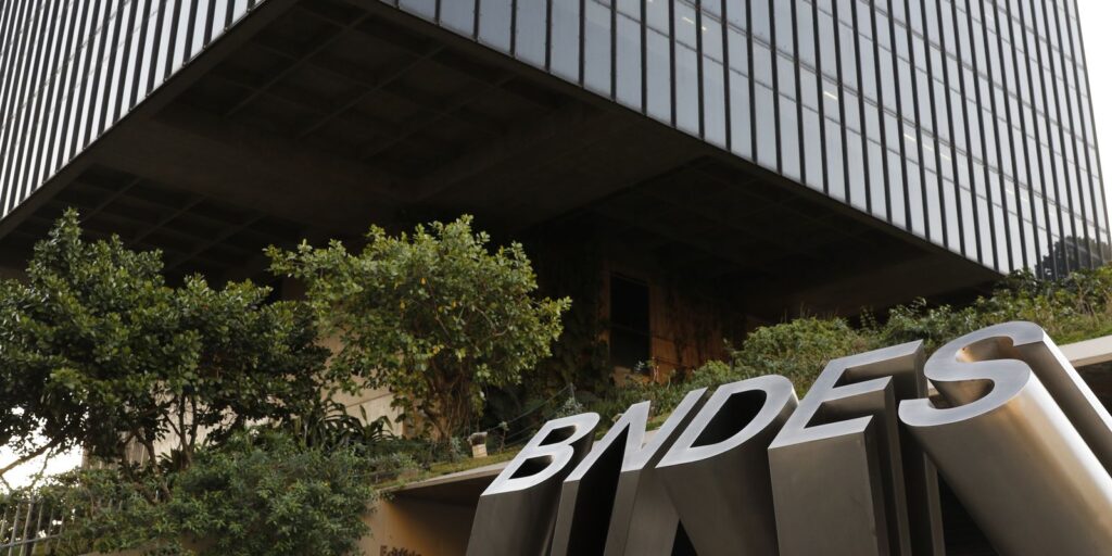 bndes-abre-financiamento-para-transporte-de-carga-e-passageiros
