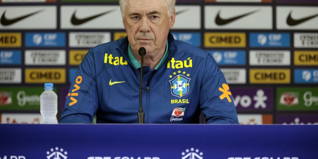 Wesley é cortado da Seleção Brasileira por lesão em amistoso wesley-e-cortado-da-selecao-brasileira-por-lesao-em-amistoso