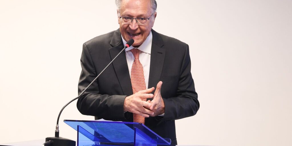 Governo vai defender retomada de obras da Transordestina junto ao TCU governo-vai-defender-retomada-de-obras-da-transordestina-junto-ao-tcu