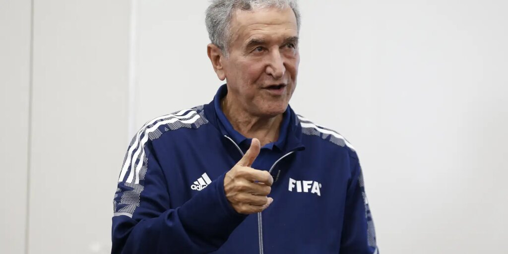 Técnico do tetra, Carlos Alberto Parreira é internado no Rio tecnico-do-tetra,-carlos-alberto-parreira-e-internado-no-rio