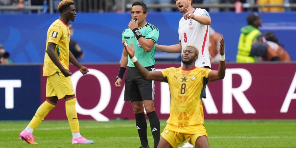 Gana segura Inglaterra e duelo de líderes do Grupo L não sai do zero gana-segura-inglaterra-e-duelo-de-lideres-do-grupo-l-nao-sai-do-zero