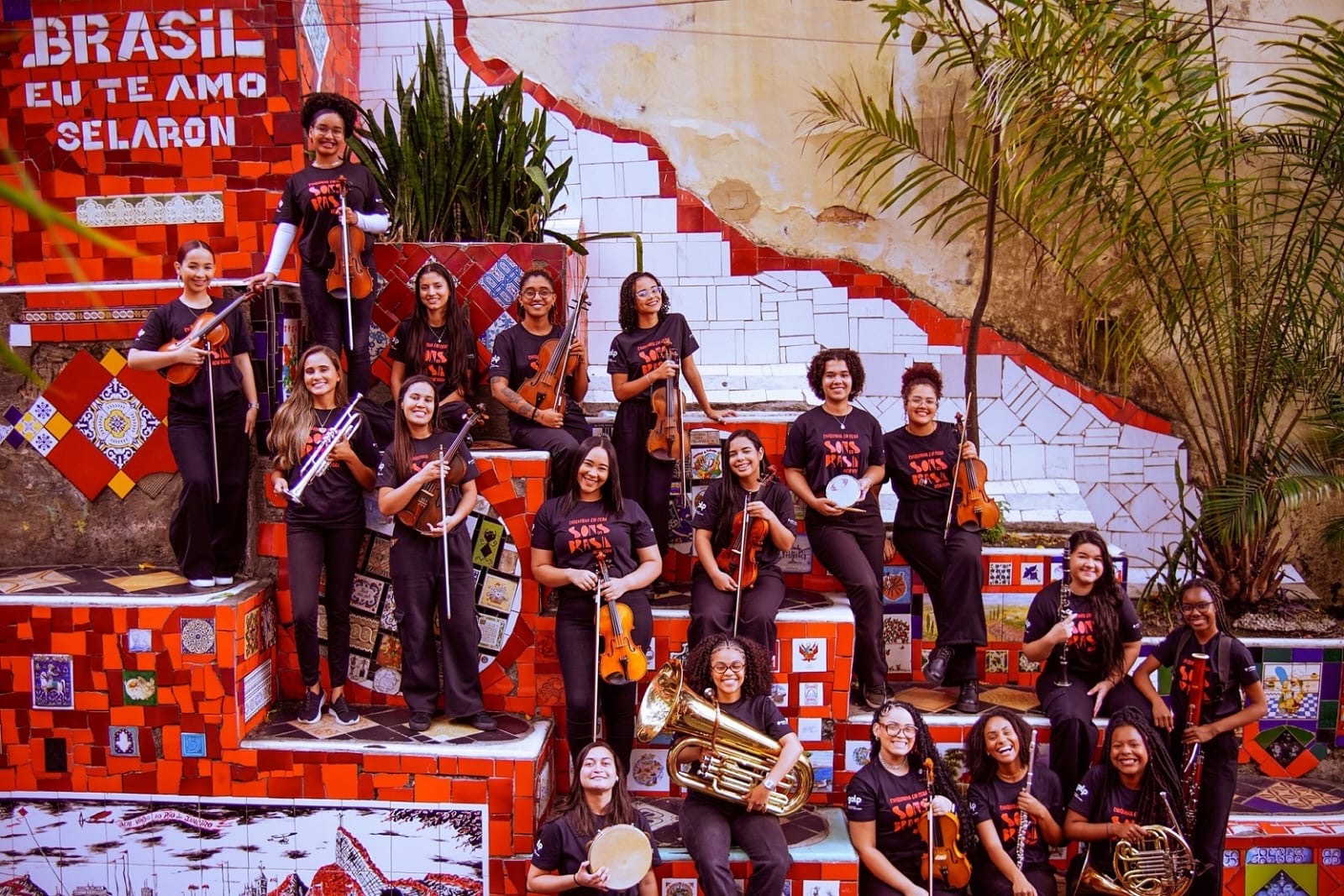 2e351f3d-7eea-493a-8dc9-d4a9ae1c8aa3 Orquestra formada por jovens de 16 a 22 anos homenageia Michael Jackson no Theatro Municipal