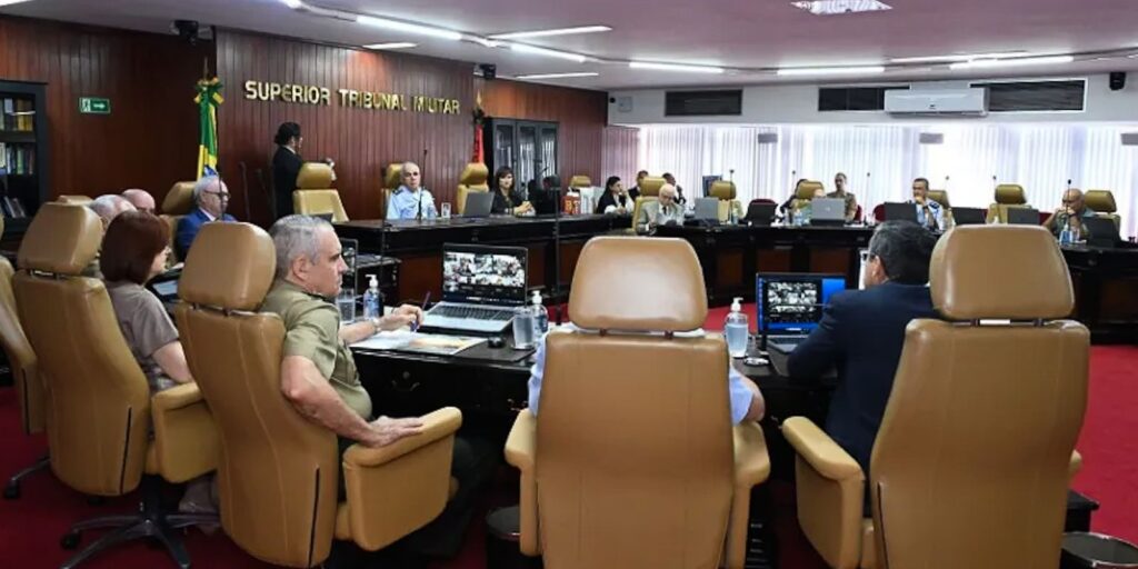 STM mantém ministro em julgamento de perda de patente de Bolsonaro stm-mantem-ministro-em-julgamento-de-perda-de-patente-de-bolsonaro