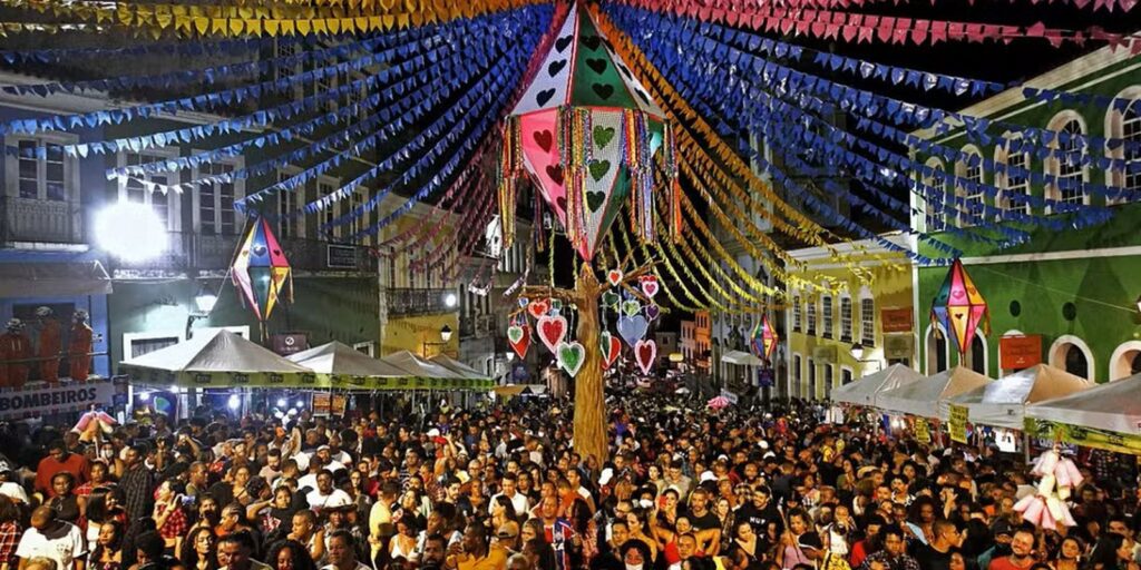 É hoje! São João é celebrado em festas pelo Nordeste e-hoje!-sao-joao-e-celebrado-em-festas-pelo-nordeste