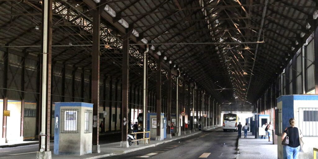 tst-determina-aumento-de-80%-da-frota-de-onibus-durante-a-greve-no-rio