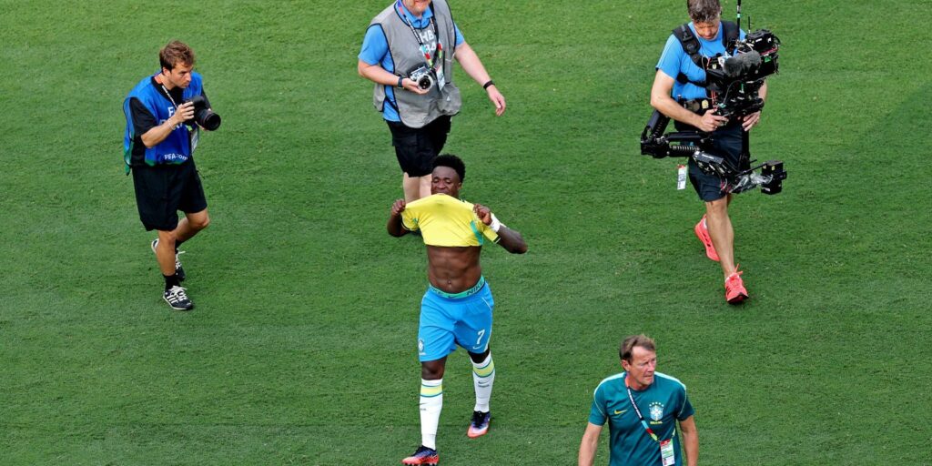 Vini Jr. mantém sonho do hexa e Marquinhos fala em tom de adeus vini-jr.-mantem-sonho-do-hexa-e-marquinhos-fala-em-tom-de-adeus