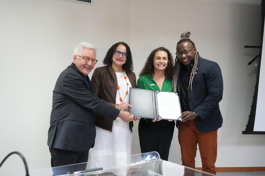 Petrobras vai oferecer 1500 bolsas de iniciação científica para estudantes negras do Ensino Médio