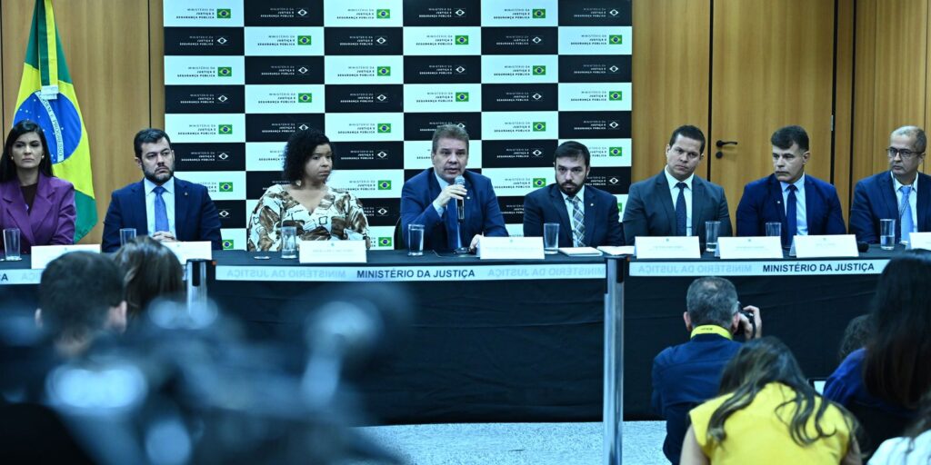 MJ detalha operação para desarticular ataques a Brasília mj-detalha-operacao-para-desarticular-ataques-a-brasilia
