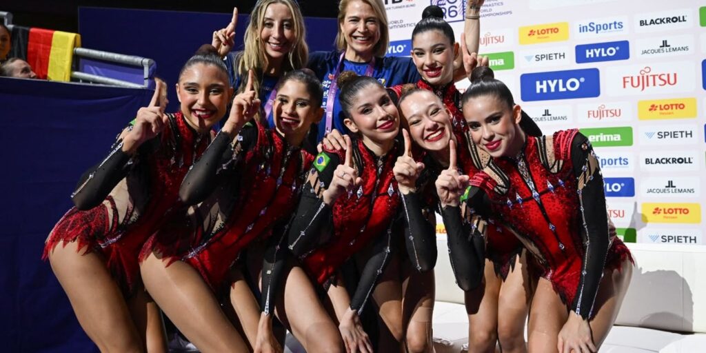 Brasil faz história e leva dois ouros no Mundial de ginástica rítmica brasil-faz-historia-e-leva-dois-ouros-no-mundial-de-ginastica-ritmica
