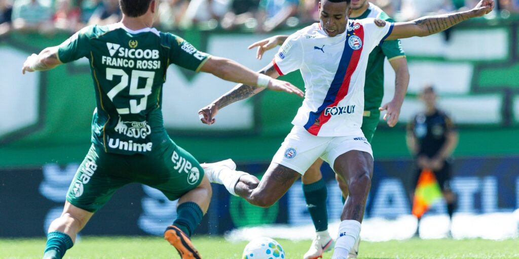 Brasileirão: Chapecoense busca empate com Bahia em jogo de seis gols brasileirao:-chapecoense-busca-empate-com-bahia-em-jogo-de-seis-gols