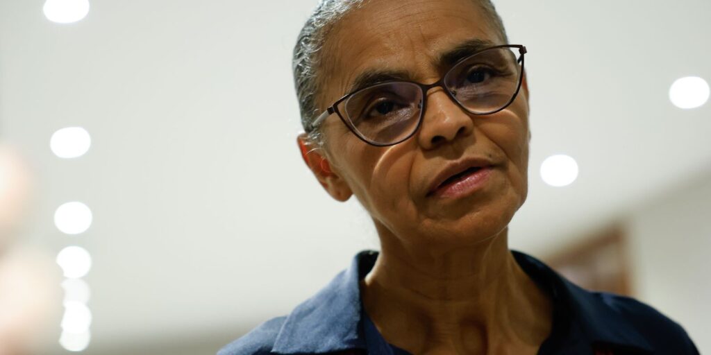 Marina Silva sofre tentativa de intimidação durante campanha em SP marina-silva-sofre-tentativa-de-intimidacao-durante-campanha-em-sp