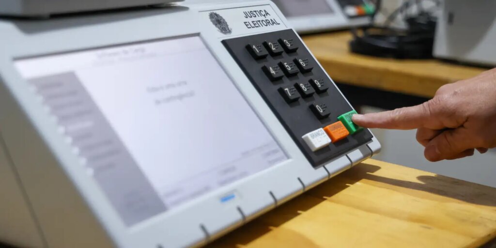 Eleitores participam de eleição simulada no Maranhão eleitores-participam-de-eleicao-simulada-no-maranhao