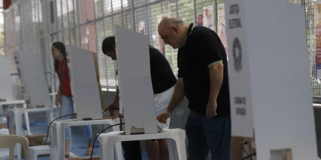 Eleições 2026: saiba o que é permitido e proibido no dia da votação eleicoes-2026:-saiba-o-que-e-permitido-e-proibido-no-dia-da-votacao