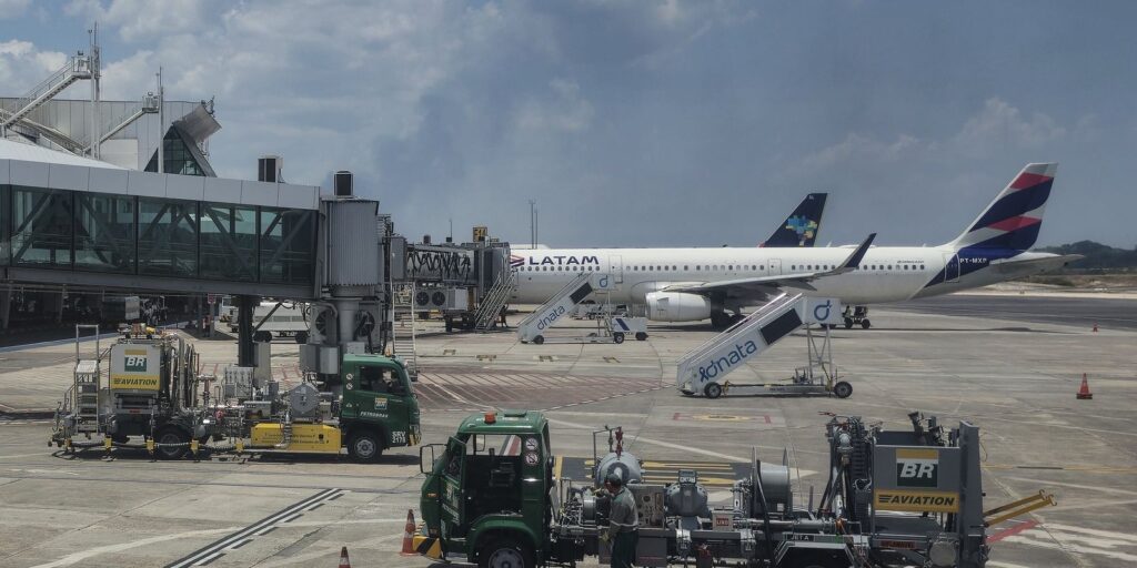 Petrobras reajusta preço médio do querosene de aviação em 13,9% petrobras-reajusta-preco-medio-do-querosene-de-aviacao-em-13,9%