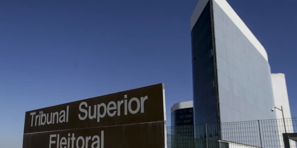 TSE rejeita ação para derrubar imagem de Bolsonaro feita por IA tse-rejeita-acao-para-derrubar-imagem-de-bolsonaro-feita-por-ia