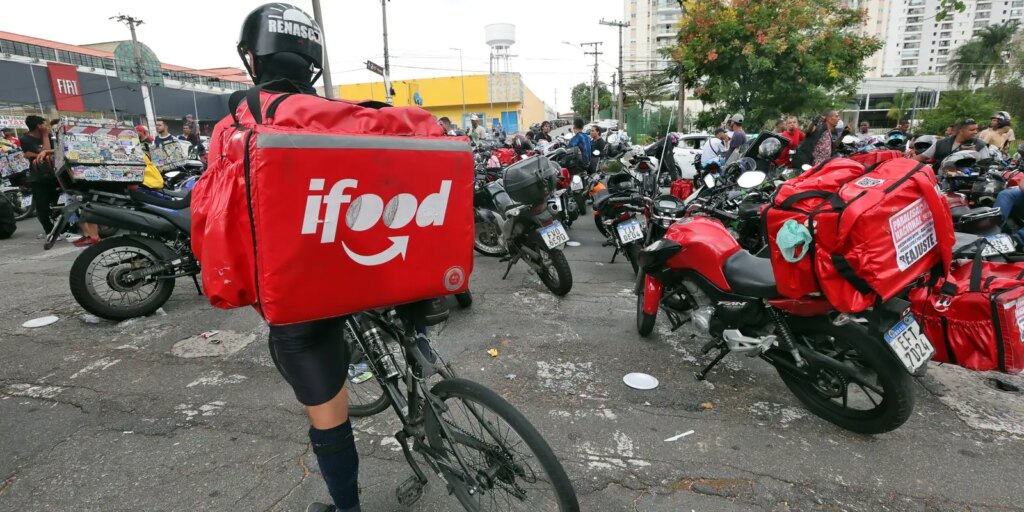 Brasil tem 2 milhões de pessoas que trabalham por meio de aplicativos brasil-tem-2-milhoes-de-pessoas-que-trabalham-por-meio-de-aplicativos