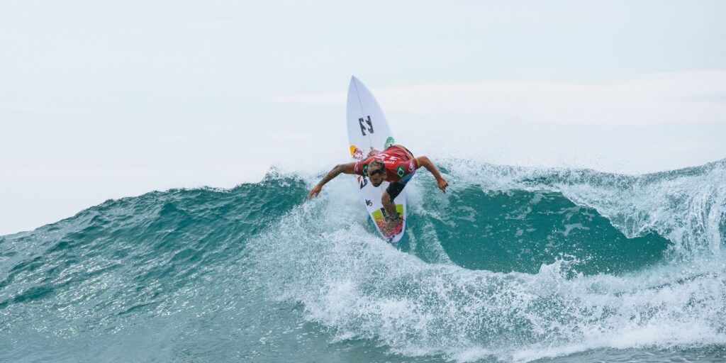 WSL exclui etapa de Abu Dhabi do circuito mundial de surfe deste ano wsl-exclui-etapa-de-abu-dhabi-do-circuito-mundial-de-surfe-deste-ano