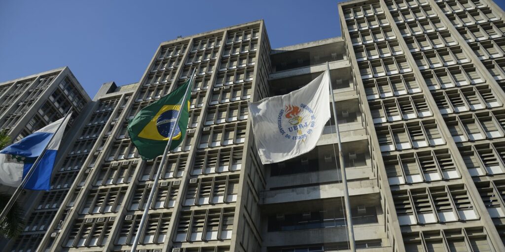 Justiça aumenta indenização a estudantes vítimas de racismo na Uerj justica-aumenta-indenizacao-a-estudantes-vitimas-de-racismo-na-uerj
