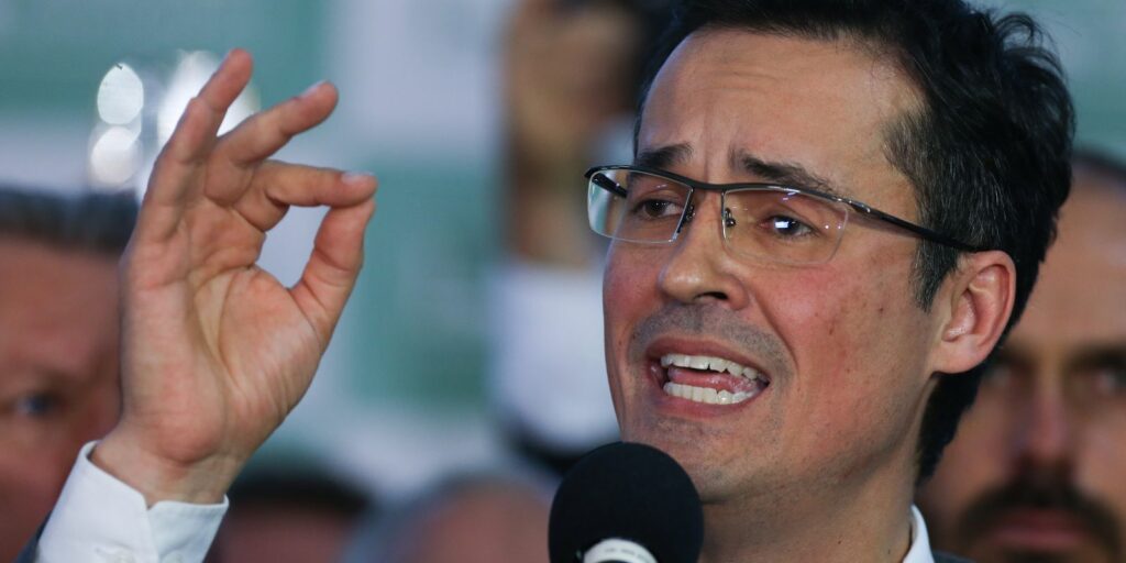 TSE suspende campanha de Deltan ao Senado pelo Paraná tse-suspende-campanha-de-deltan-ao-senado-pelo-parana