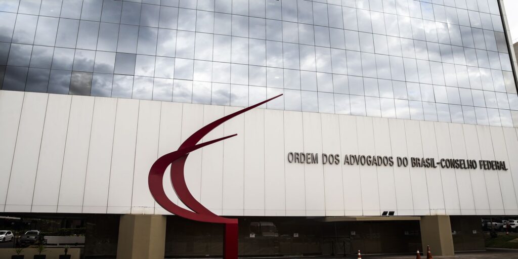 Lei que amplia cargos da diretoria da OAB é sancionada lei-que-amplia-cargos-da-diretoria-da-oab-e-sancionada