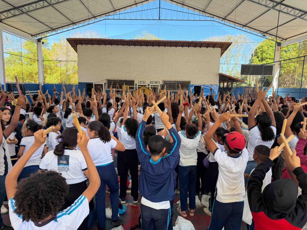 “O Brasil de Luiz Gonzaga: Travessias e Sons” para alunos da rede pública de ensino, em 18 municípios do Rio de Janeiro