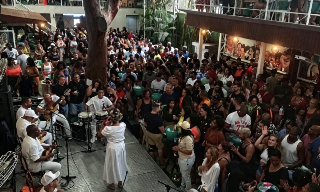 PROJETO CRIOLICE CELEBRA 16 ANOS COM FEIJOADA GRÁTIS, NESTE SÁBADO (19)