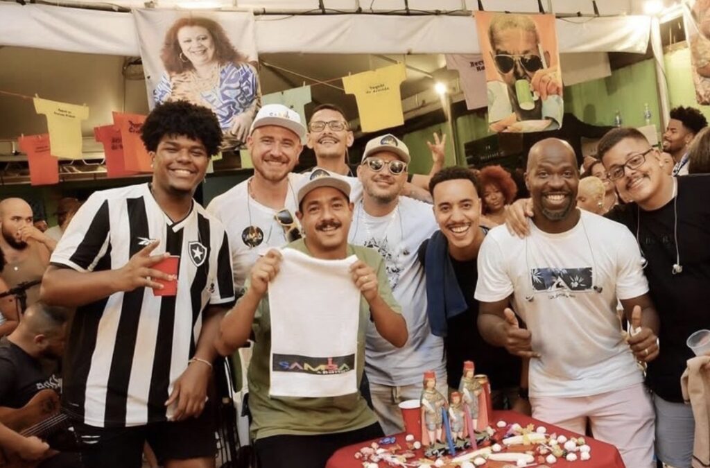 Samba a Bangu celebra 5 anos com homenagem ao grupo Fundo de Quintal