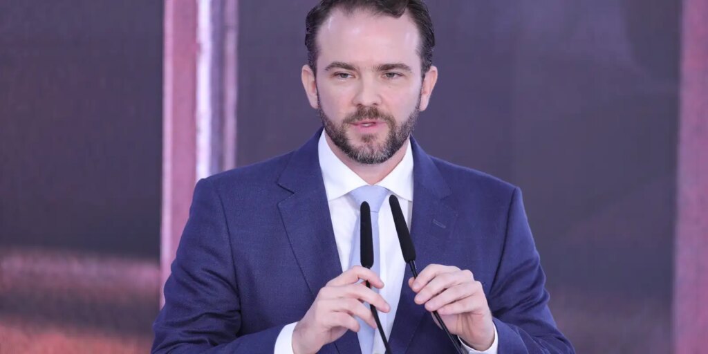 Ministro prevê renegociação de R$ 90 bi em 3ª fase do Desenrola ministro-preve-renegociacao-de-r$-90-bi-em-3a-fase-do-desenrola